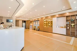 Home Inn Qingdao Licang Jiushui East Road Wanda Plaza - Image 2