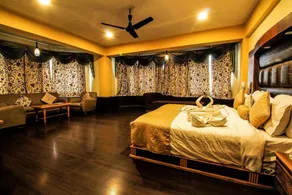 Welcome Hotel - Image 2