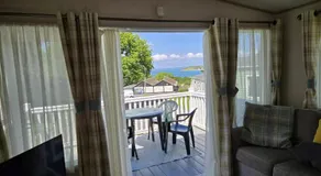 luxury new 3 bed caravan with stunning sea view on private beach in Thorness bay - Image 4