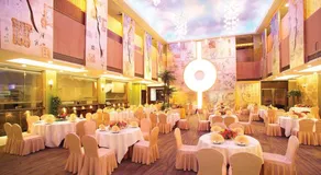 Chang'an Hotel - Image 3