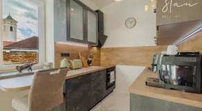 Residence S7 - Luxury living Apartment - Image 2