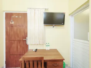 RedDoorz at Mangga Residence near Exit Toll Banyumanik Semarang - Image 2