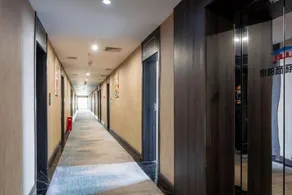 Ledu Hotel - Image 4