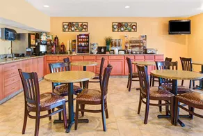 Microtel Inn & Suites by Wyndham Cordova Memphis I-40 East - Image 5