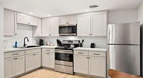 The Silo 6 - 1BD Modern Abode - Image 3