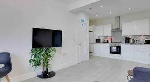 Chelmer Springs Maisonettes - Image 2
