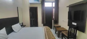 Hotel O Touch Wood - Image 4