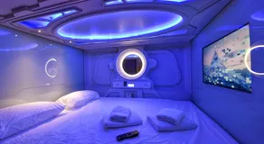 Atypicap Capsule Hostel - Image 5
