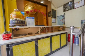 Qingge Business Hotel - Image 4