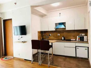 Lovely and Beautiful Noida studio - Image 2