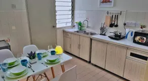 Queensbay Mall, Up to 5 Pax, 2 Bedrooms, 1 Bathroom, 1 Car Park by Star Home - Image 4