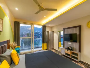 The Hosteller Rishikesh, Ganges - Image 2