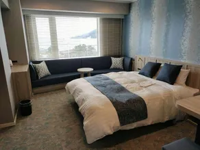 Yanai Cruise Hotel - Image 2