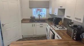 2 bedroom Modern House - Image 5