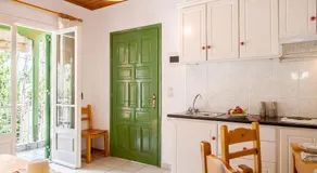 Georgakis George Rooms - Image 3