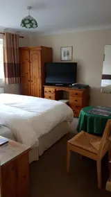 Meadowcroft - Image 5
