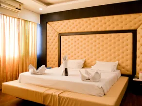 Hotel Singaar International - Image 2
