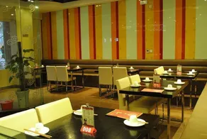 Bai Yun Hotel - Image 4