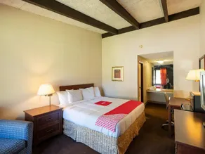 Hotel O Bay City, TX-35 - Image 1