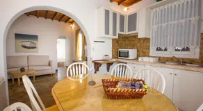 Gelos House - Image 4