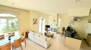 Kappari Blue villa, 5 min walk from the sea - Image 2