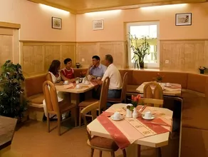 Hotel Drei Kreuz - Self Check In - Image 4