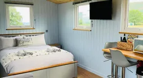 Bespoke luxury huts with hot tubs. Located in the black mountains. - Image 2