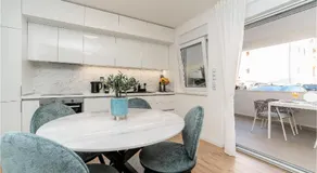 Stunning Apartment In Mandre With Wifi - Image 2