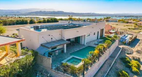 Cypress House Modern Luxury-Lake Views-Pool-RV Boat Garage - Image 5