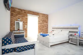 Agios Prokopios Hotel - Image 2