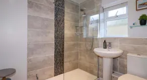 Chapel Cottage - Image 2