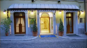 Hotel Canova - Image 4