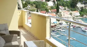 6-pax Apartment ON THE BEACH - TOP Floor, Great sea view, Parking ensured - Image 3