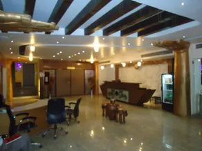 Hotel Maan Residency - Image 3