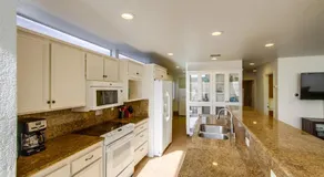 Massive Beach Home with Ocean View & Amazing Rooftop - Image 5
