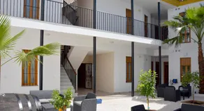 Apartamentos Casa-Patio Las Palmeras - Image 4