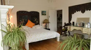 Orchid House - Image 3