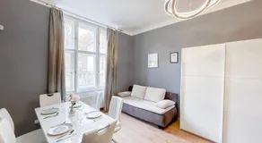 Josefov Riverside Apartment - Image 3