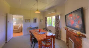 The Vines Motel & Cottages - Image 5