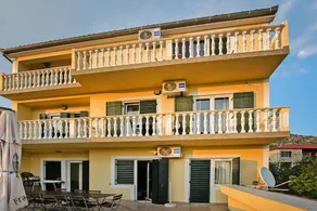 Villa a Starigrad vicino al Parco Paklenica - Image 2