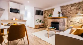 Apartamentos y Pensión El Campanu - Image 2