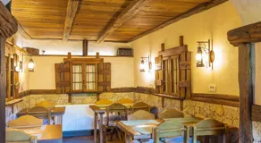 Golden Lakes Rooms - Image 5