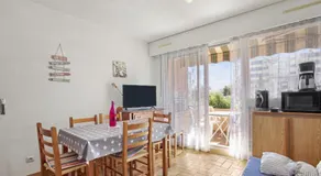 Studio Cabine Proche Mer avec terrasse privée et climatisation - Image 2