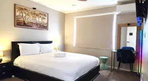 Private Room 1- The Minimalist Escape - Image 2