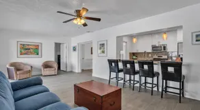 4 bd Near beach spacious solar heated pool waterfront home - Image 2