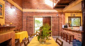 Casa Angi, con jardín y piscina en Sanber - Image 5