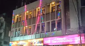 Solanki Guest House - Image 5