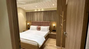 Rudraya Homes - Cozy Premium Serviced Apartments Khar - next to Bandra - Image 2