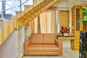 24444 Hotel Rudrax - Image 4