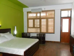 Subhas Tourist Hotel - Image 4